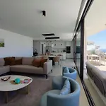 Higueron5821 شقة فوينخيرولا